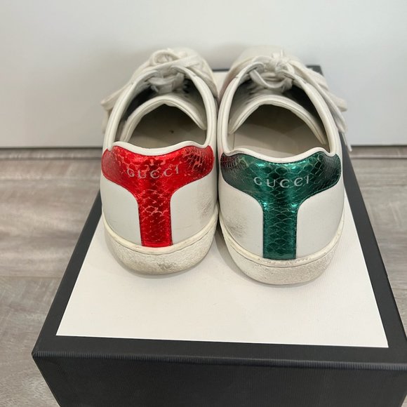 MEN'S Gucci ACE EMBROIDERED SNEAKER - Picture 9 of 12